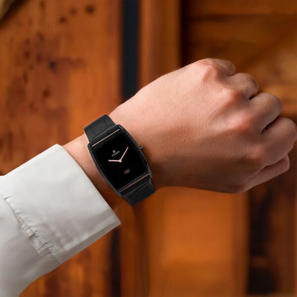 Titan Edge Black Dial Analog Leather Strap watch for Men NT1596NL01